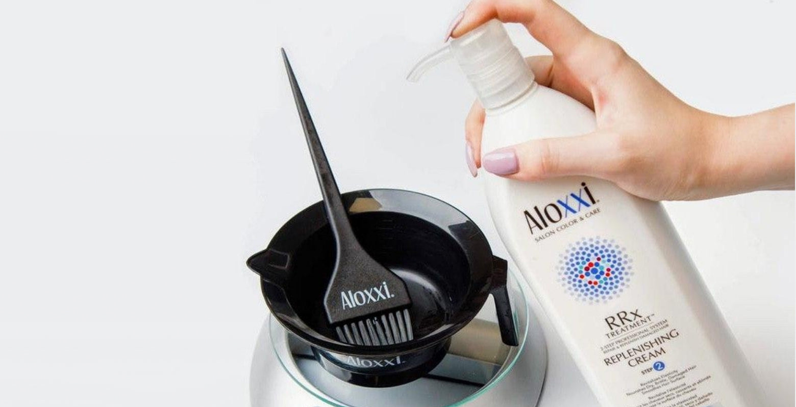 Let Aloxxi Bond with your Hair for Complete Summer Repair!